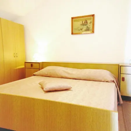 Vacation For 4 Persons Apartment *